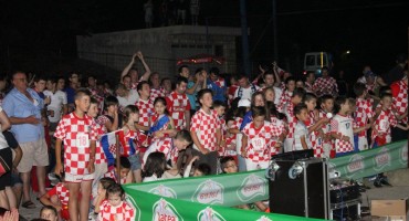 U ponedjeljak svi u Fan zonu navijača Hrvatske u Bijelo Polje / Vojno