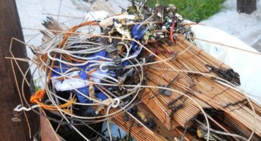 Livno: Od zapaljenih zastava BiH zamalo izgorio kafić