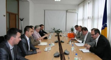 Obećavajući susret čelnika Aluminija s prvim ljudima Vlade FBiH, EPBiH, EPHZHB i UniCredit banke
