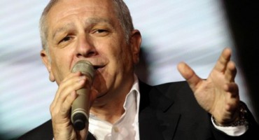 ESTRADA U PANICI: Grci od srpskih pjevača traže milijune eura