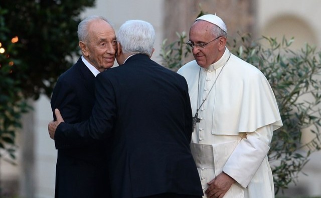 Papa Franjo: Više je hrabrosti potrebno za mir nego za rat