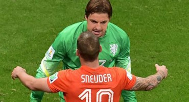 Drama Nizozemcima: Genijalni potez Van Gaala donio polufinale!