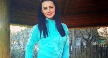 Pohvalila se šminkom ukradenom iz malezijskog aviona i izazvala šok na društvenim mrežama