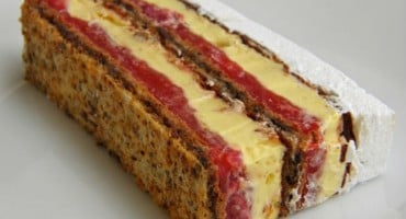 Neodoljivo kremasta Kapri torta