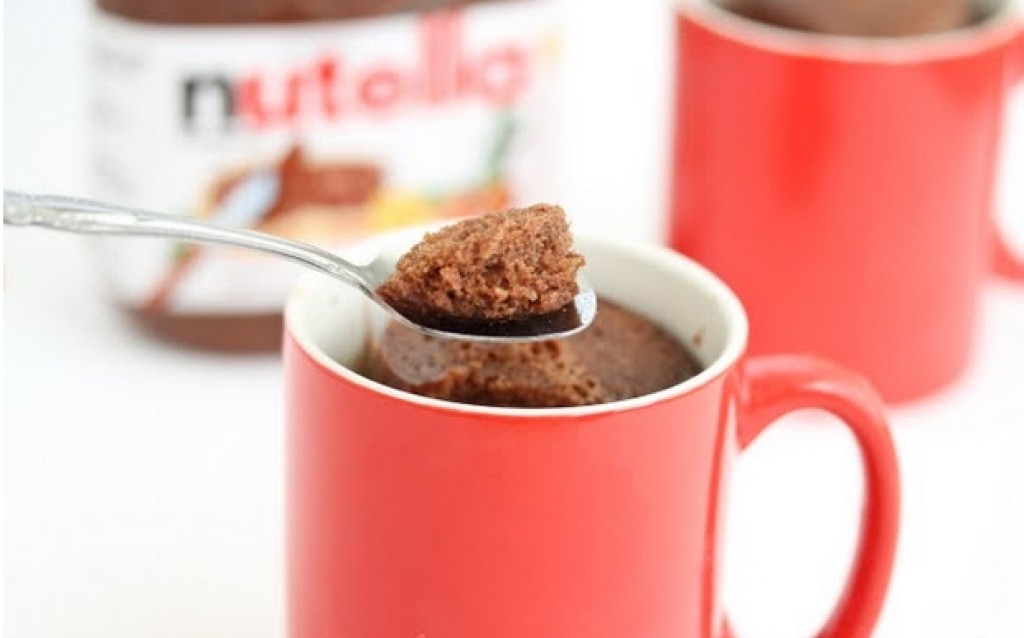 Recept za pamćenje: Nutella kolač u šalici gotov za 3 minute!
