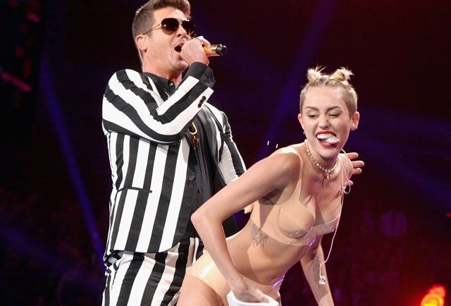 Miley Cyrus osvojila nagradu za 2014 MTV Video Music Awards!