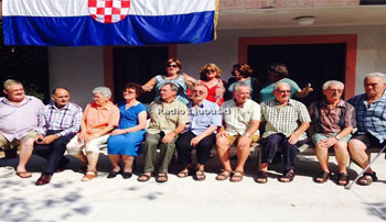 Devetero braće i sestara Grbavac iz Graba okupili se u rodnom mjestu nakon 10 godina