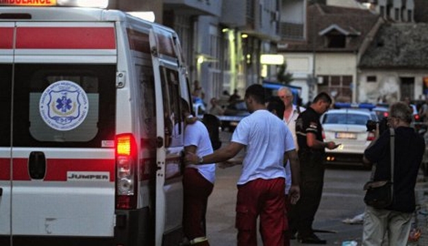Žena preživjela skok s balkona, njen suprug prijetio da će ubiti i sebe i dijete