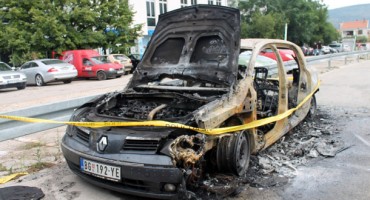 auto, paljevina, Mostar, Beograd