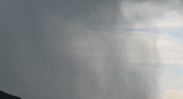 Večeras mogući olujni udari vjetra