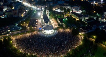 Vatikan preuzima Međugorje: Župa postaje svetište?