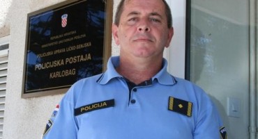 policajac, vozač, Novac