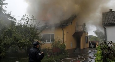 nevrijeme, udar groma, požar