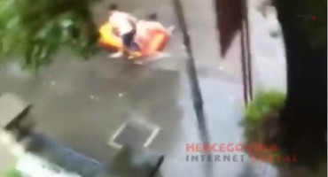 Pogledajte kako su Mostarci plivali i plovili ulicama svoga grada