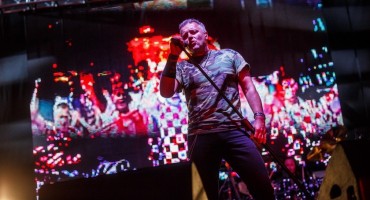 Thompson u trans bacio 100.000 ljudi! Kordić usred koncerta održao govor