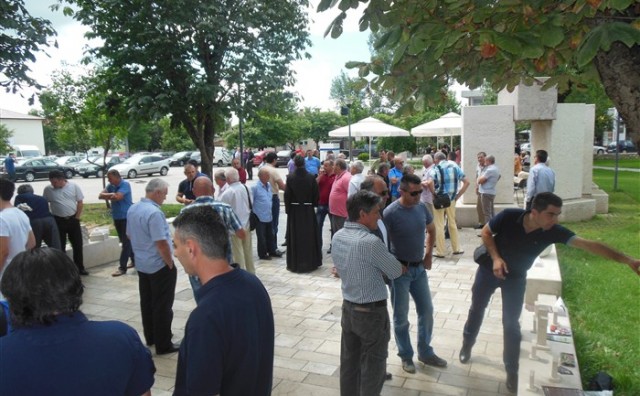 Posuški kamendani, kipari