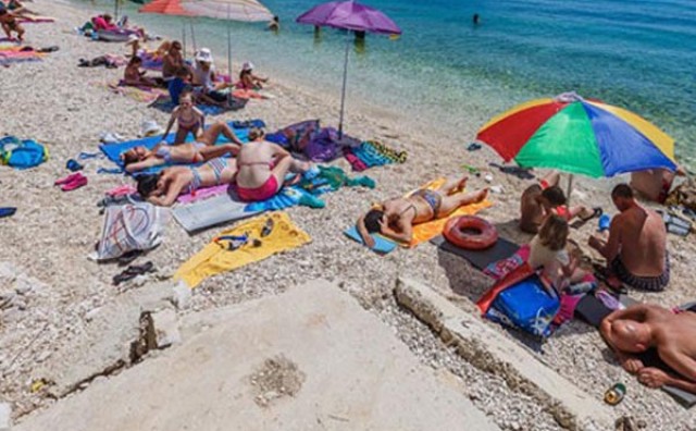 Pročitajte koja je to najsmrdljivija plaža u Hrvatskoj?