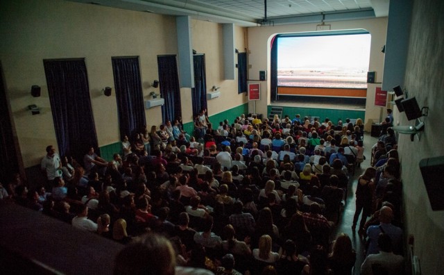 Poziv na volontiranje na 16. Mediteran Film Festivalu