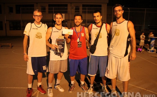 Ekipa Ecos iz Viteza osvojila Streetball Tournament Mostar 2k14