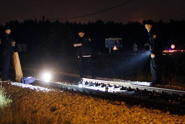 Strašna tragedija: Nepoznata ženska osoba bacila se pod vlak