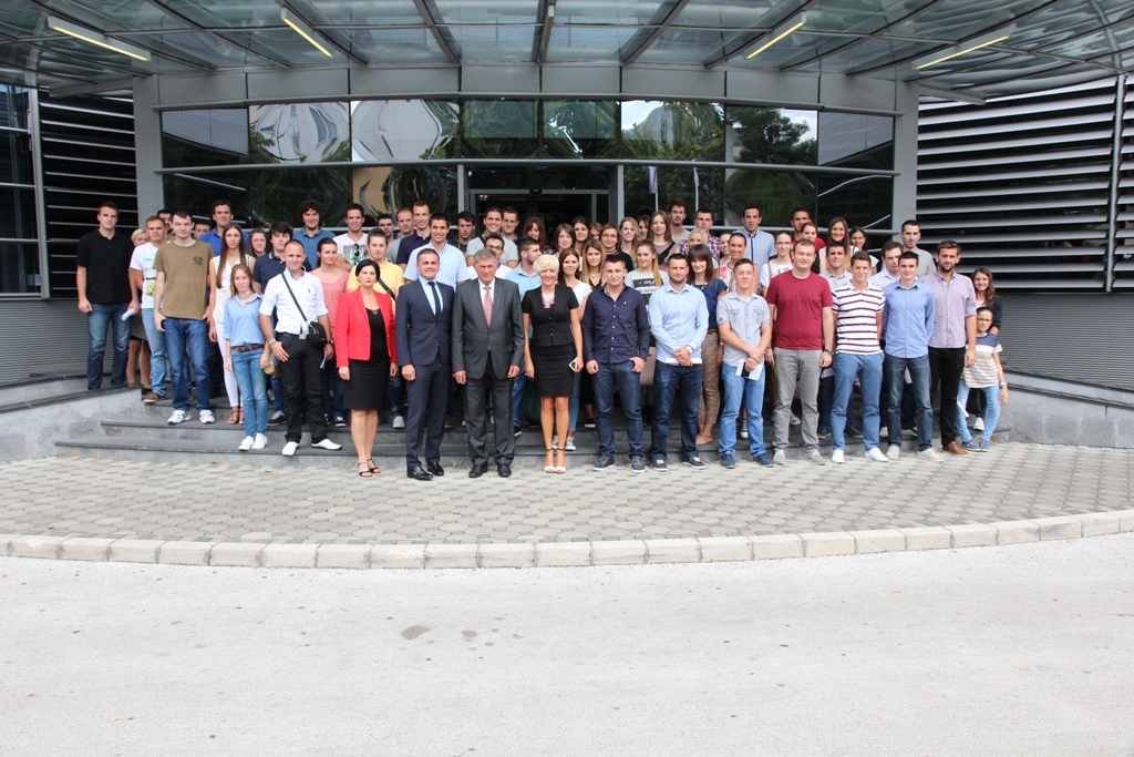 Elektroprivreda HZ HB dodijelila 81 stipendiju redovitim studentima
