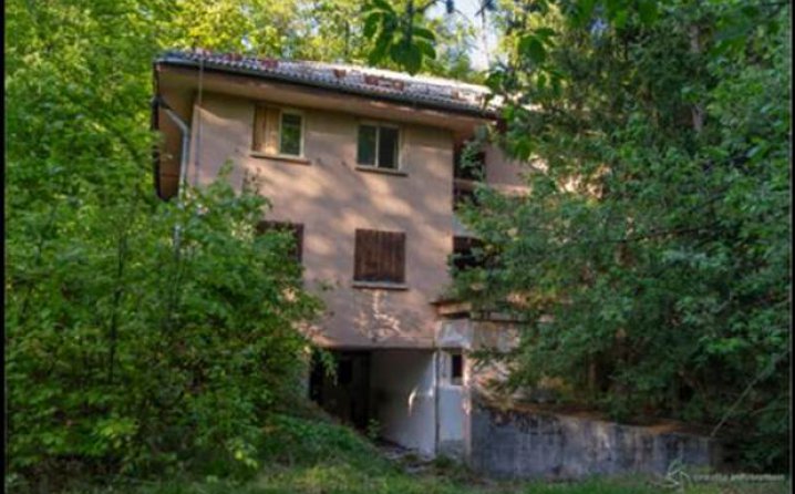 Napuštena kuća u šumi krije najčuvaniju tajnu bivše Jugoslavije!