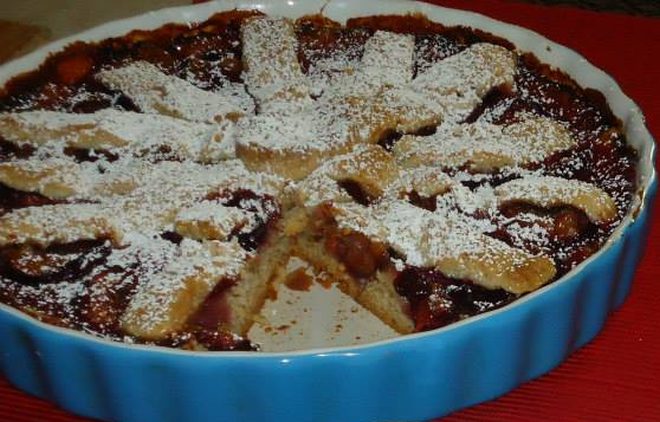 Desert plemenitog okusa: Pita sa šljivama