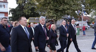 Dr. Dragan Čović otvorio 59. Dane berbe grožđa u Čitluku