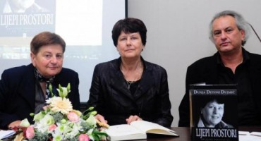 književna djelovanja Hrvata, pisci, Hrvatska književnost u susjedstvu, knjiga