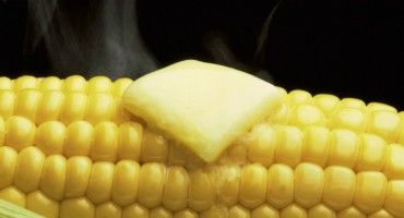 Kuhani kukuruz: 7 razloga zašto ga naše tijelo voli