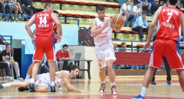 HKK Zrinjski - KK Leotar 68:79