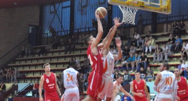 Košarkaši Zrinjskog poraženi od Slobode u polufinalu Međunarodnog turnira u Banja Luci