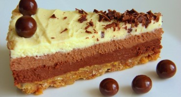 Čokoladna torta s tri vrste čokolade