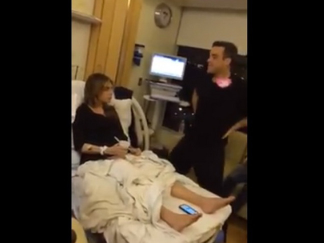 Robbie Williams plesom zabavlja suprugu koja ima trudove
