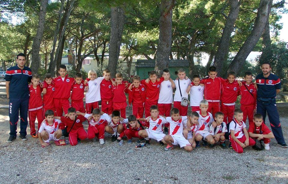 HŠK Zrinjski: Najmlađi Plemići nastupili na turniru u Makarskoj