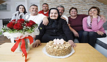 Baba Cvita navršila 100: Doktur mi nije triba, bolija me samo zub