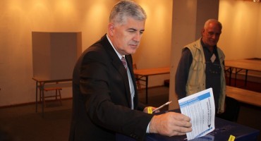 Opći izbori 2014: Biračka mjesta u BiH se zatvaraju, uskoro se očekuju prvi rezultati