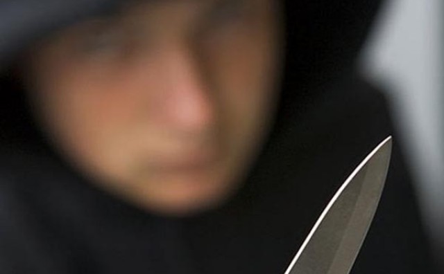 Mostar: Uz prijetnju nožem opljačkali dva objekta