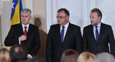 Konstiturano Predsjedništvo BiH, Mladen Ivanić prvi predsjedavajući