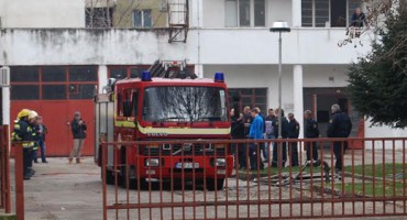 Mostar: Američki novinar u posljednji trenutak iskočio iz zapaljenog vozila