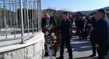 Ravno: Sjećanje na stradanje Hrvata u Kijevu Dolu - 15.11.2014