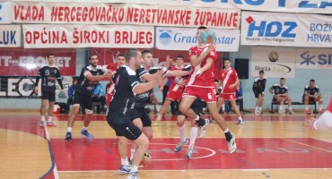 HMRK Zrinjski, HRK Izviđač