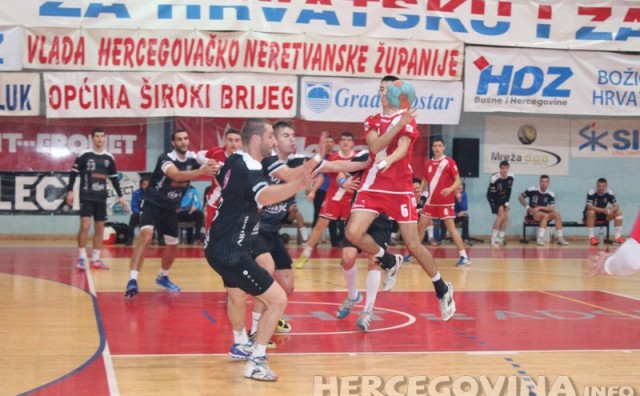 HMRK Zrinjski, HRK Izviđač