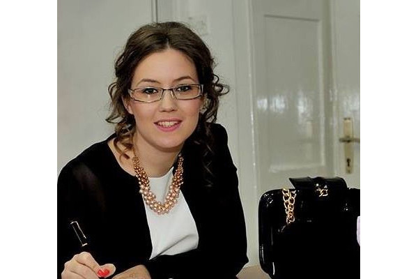 nina škoro