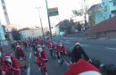Djedovi božićnjaci na biciklima