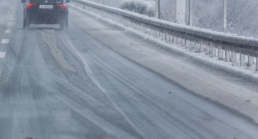 vozači, oprez, snijeg
