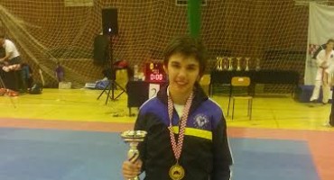 Tri medalje za KK Brotnjo na prvenstvu Hrvatske u kareteu