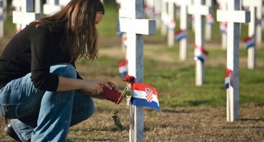 Dirljivo pismo srednjoškolca hrvatskom branitelju: Nemoj spuštat pogled, možda ti se kćerka vrati