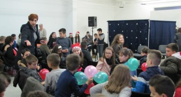 Mostar: Održan prigodan program za učenike Osnovne škole za djecu s posebnim potrebama