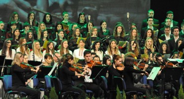 U prepunoj Kosači održan Božićni koncert: Sretan ti Božić, narode moj !